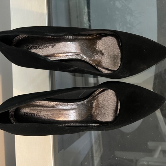 Black high heels - Picture 5 of 6